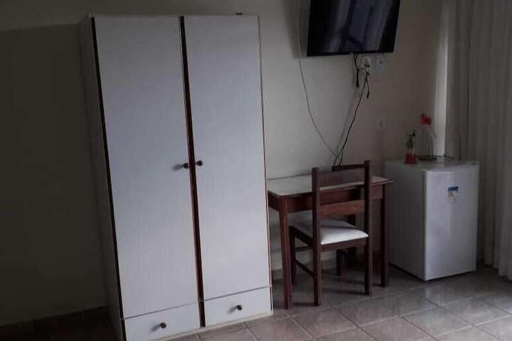 Room 7 of 10
