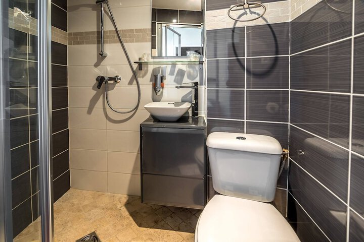 Bathroom Interior Photo