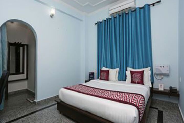 Room 7 of 22