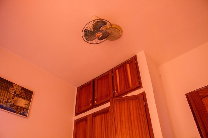 Room 46 of 109