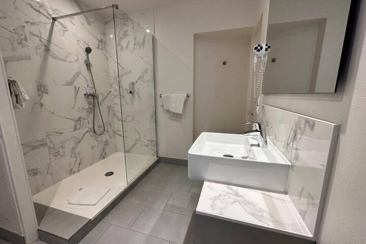 Bathroom Interior Photo