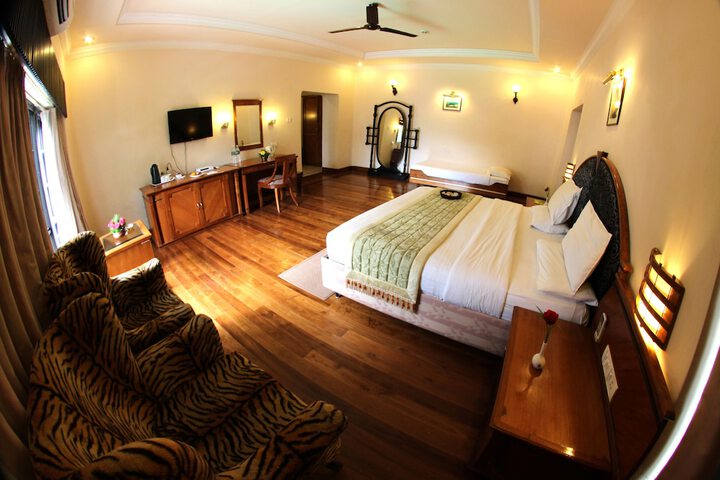Room 16 of 45