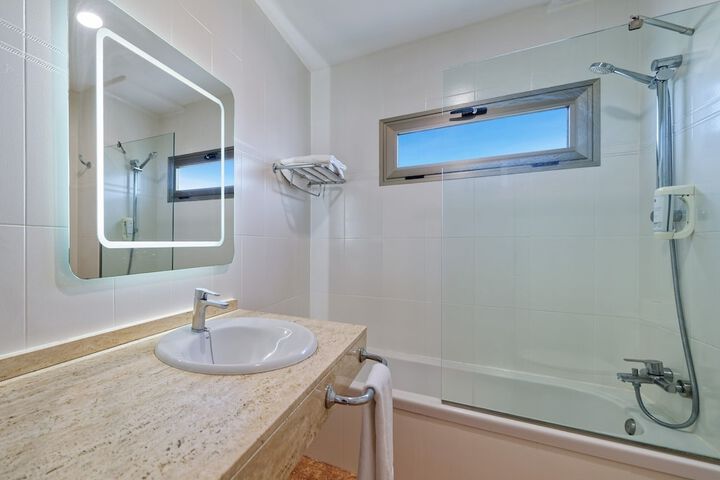 Clean Restrooms