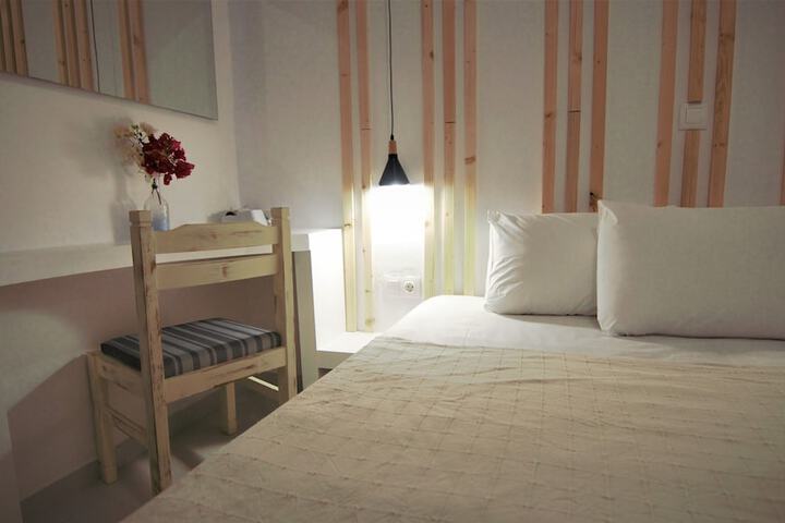 Room 19 of 32