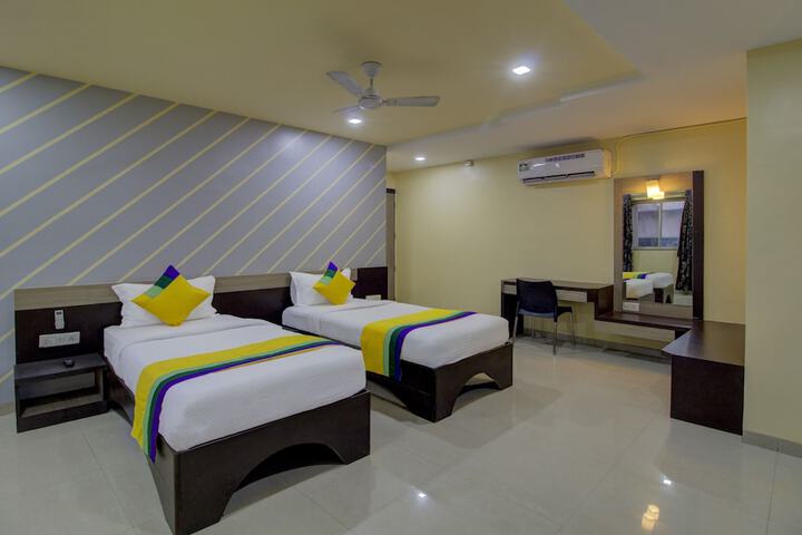 Room 14 of 35
