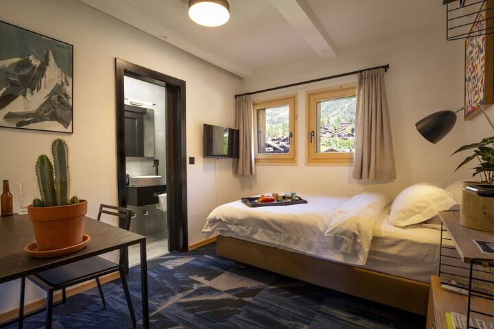 Room 17 of 30