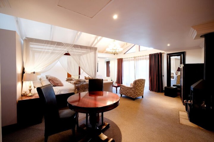 Room 18 of 47