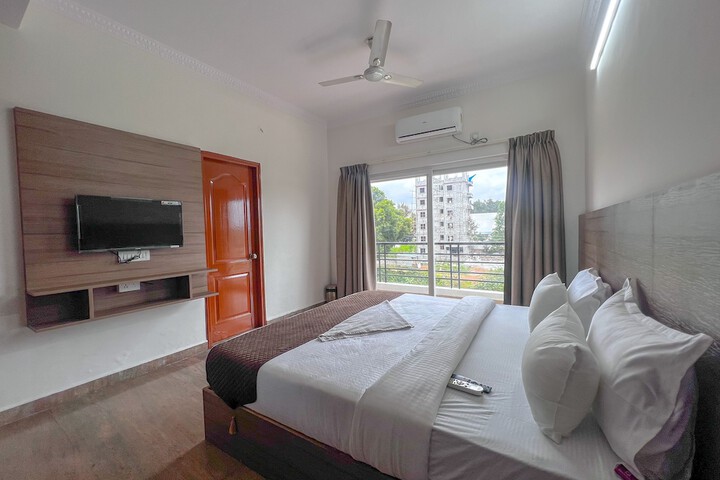 Room 15 of 76