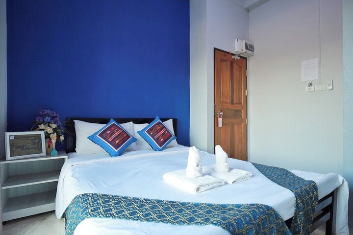 Room 4 of 41