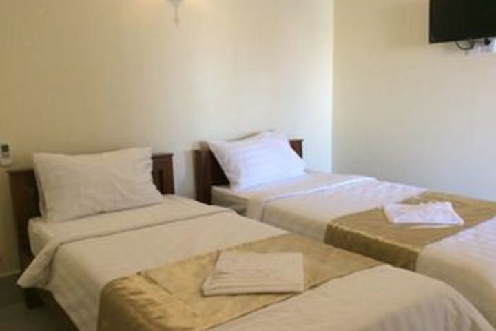 Room 17 of 21