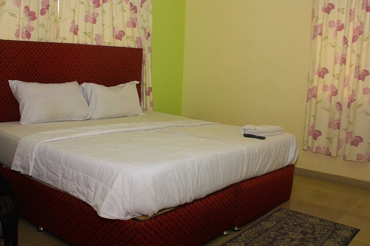 Room 15 of 35
