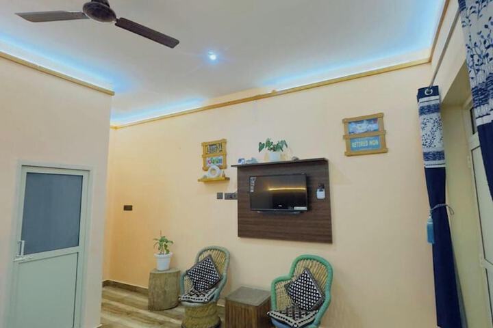 Room 4 of 51