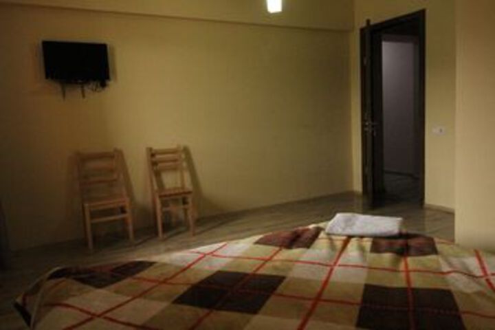 Room 14 of 31