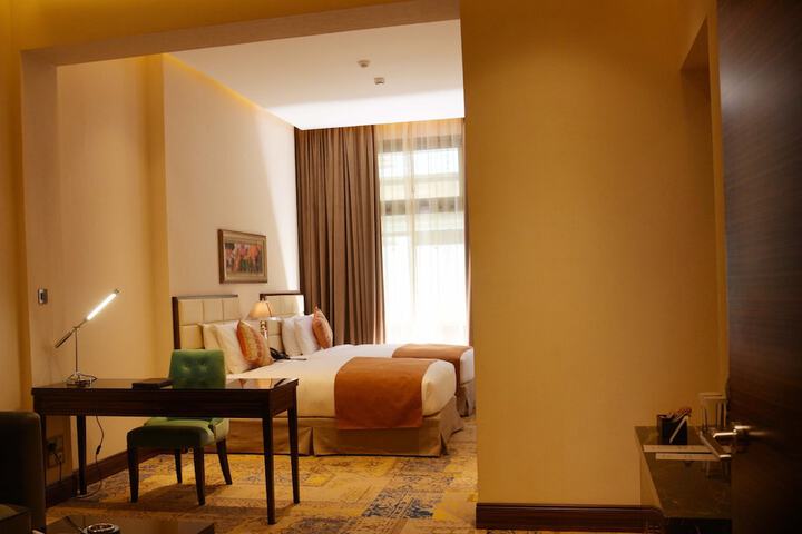 Room 4 of 60