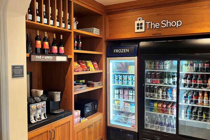 Snack bar
