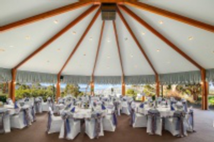 Ballroom/Hall 54 of 384