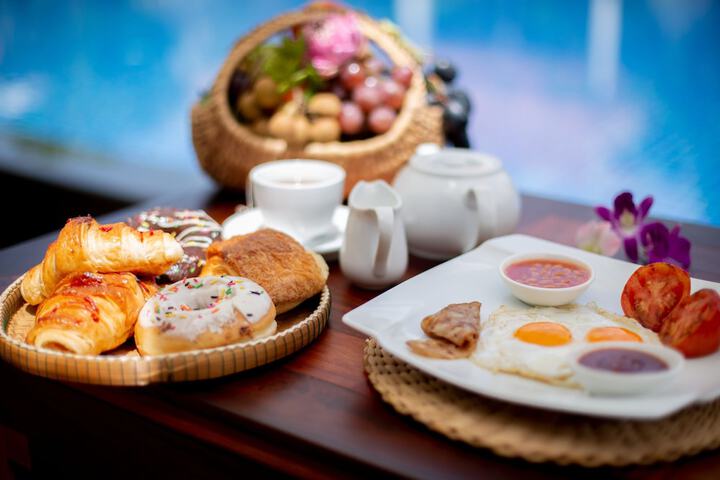 Breakfast/Coffee Service 48 of 78