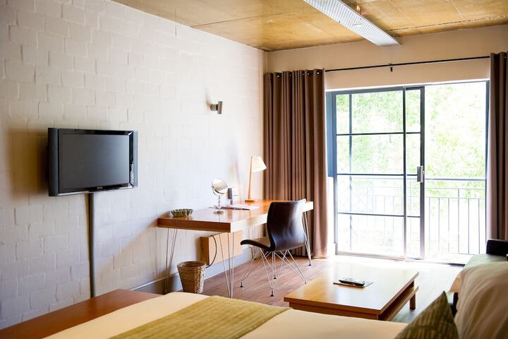 Room 65 of 138