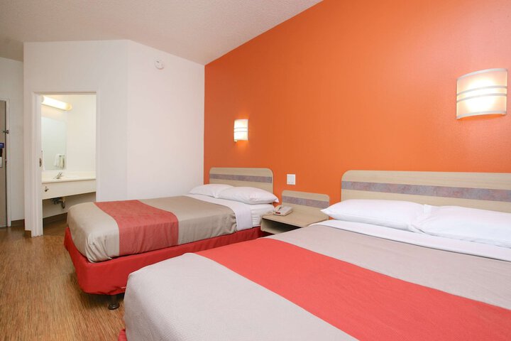Double Room Disability Accessible (12 of 13)