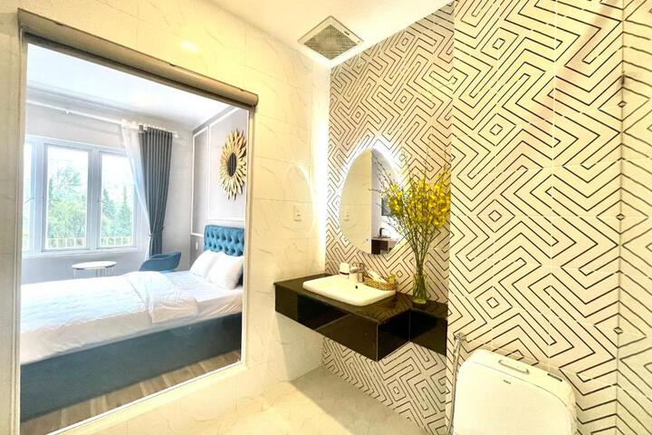 Phuong Vy Luxury Hotel