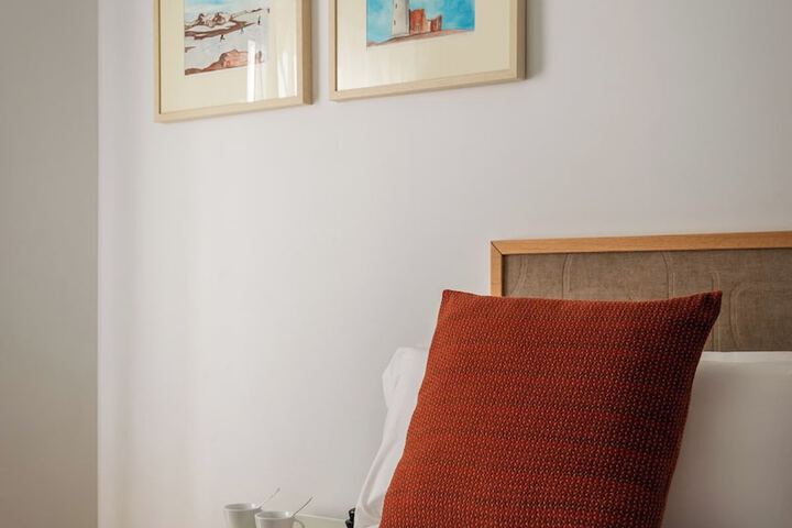 Room 9 of 53