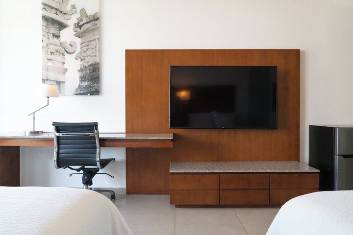 Room 26 of 114