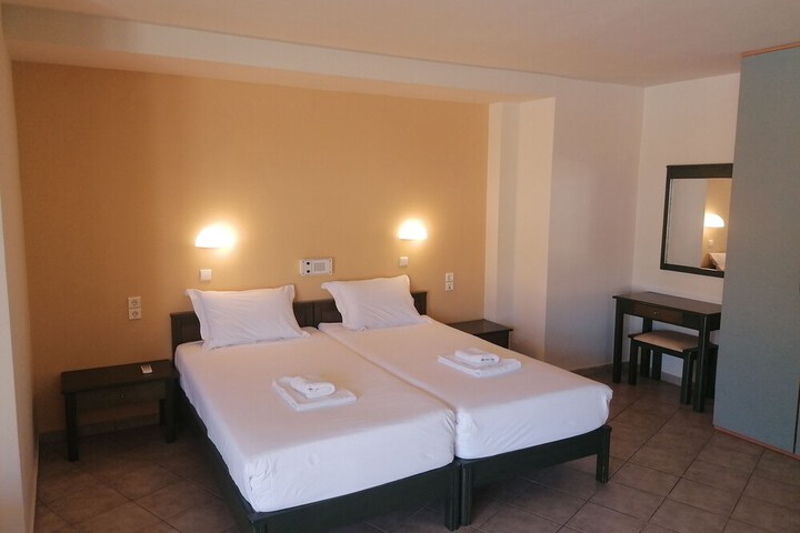 Room 17 of 134