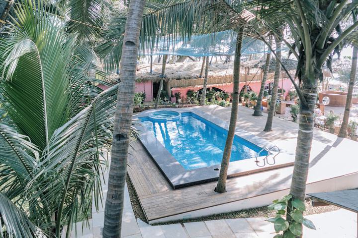 Pool 36 of 96