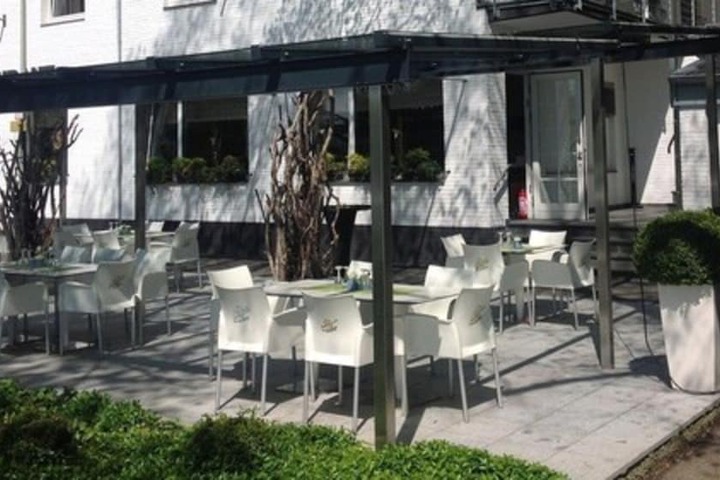 Terrace/Patio 42 of 48