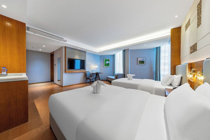 Room 7 of 53