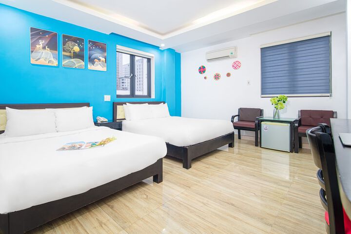 Room 10 of 51