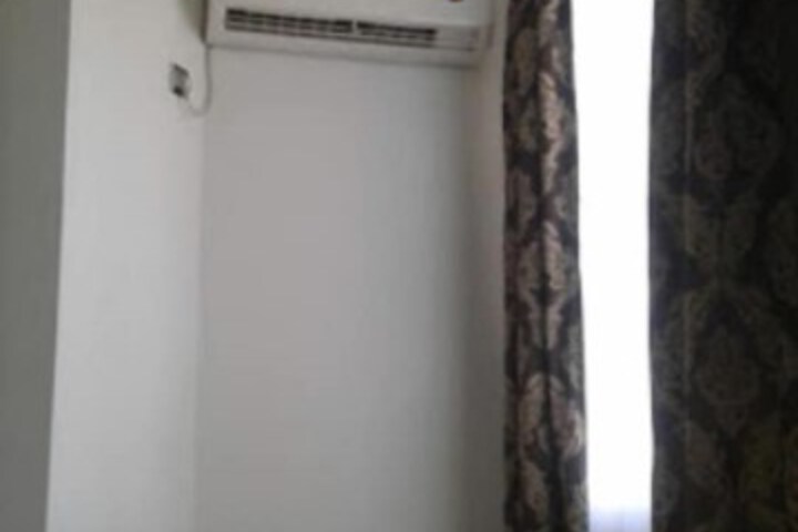 Room 15 of 41
