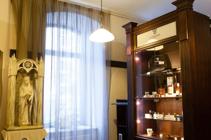 Guest Lobby