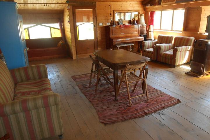 Room 15 of 20