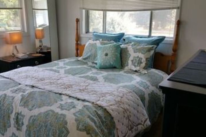 Room 6 of 19
