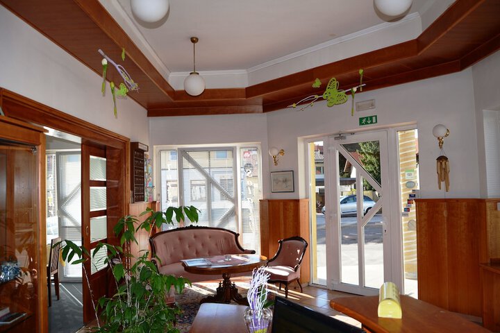 Breakfast/Coffee Service 71 of 101