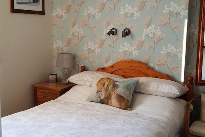 Room 3 of 41
