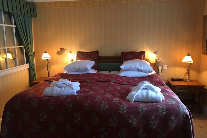 Room 18 of 83