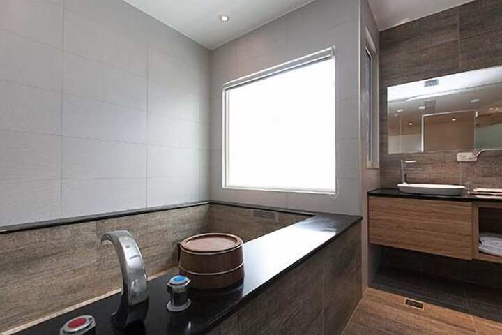 Room 20 of 35