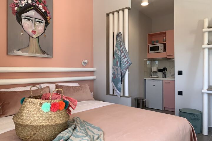 Room 7 of 46