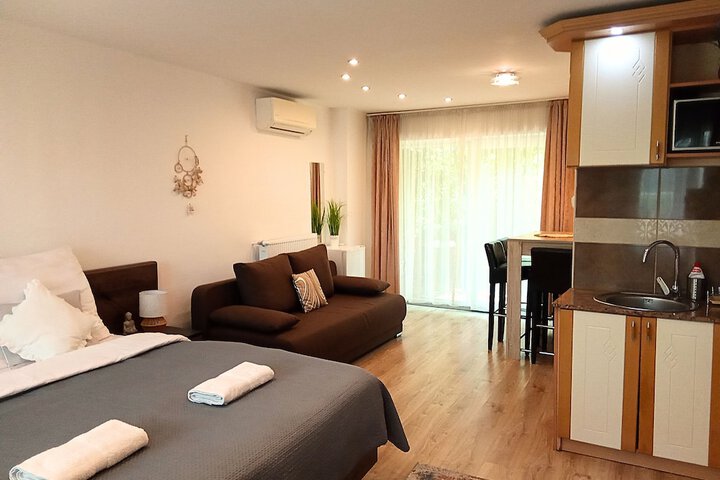 Room 15 of 71