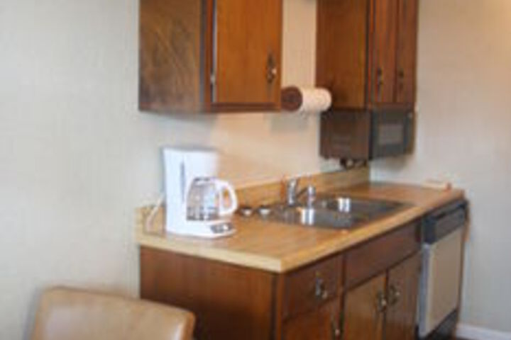Room 16 of 24