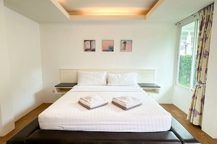 Room 34 of 112