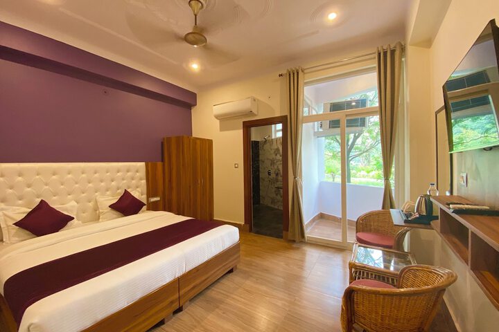 Room 15 of 31