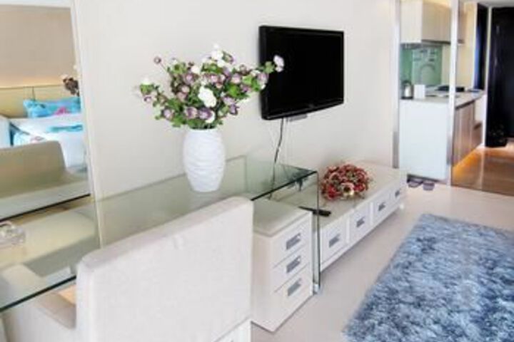 Room 9 of 51