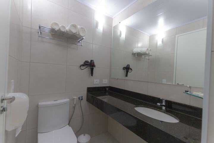 Room 14 of 21