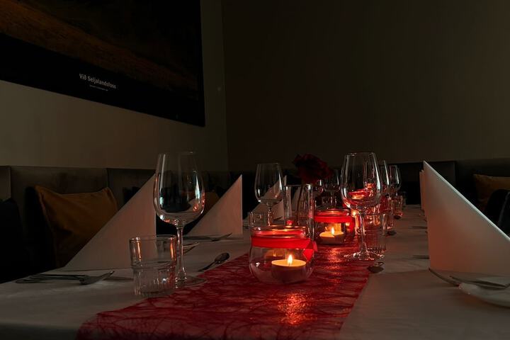 Dining 47 of 77