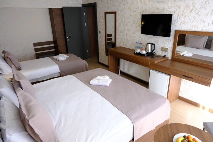 Room 9 of 46