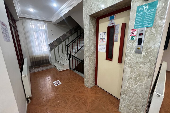 Room 24 of 49