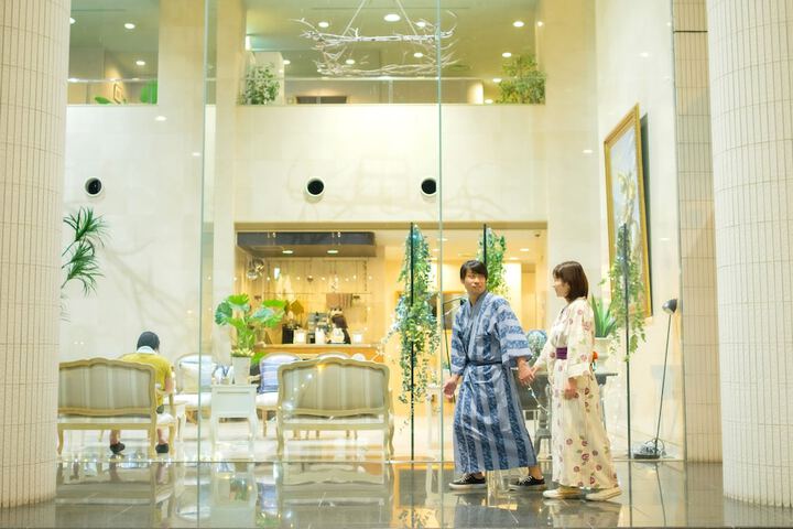 Hotel Interior 6 of 103